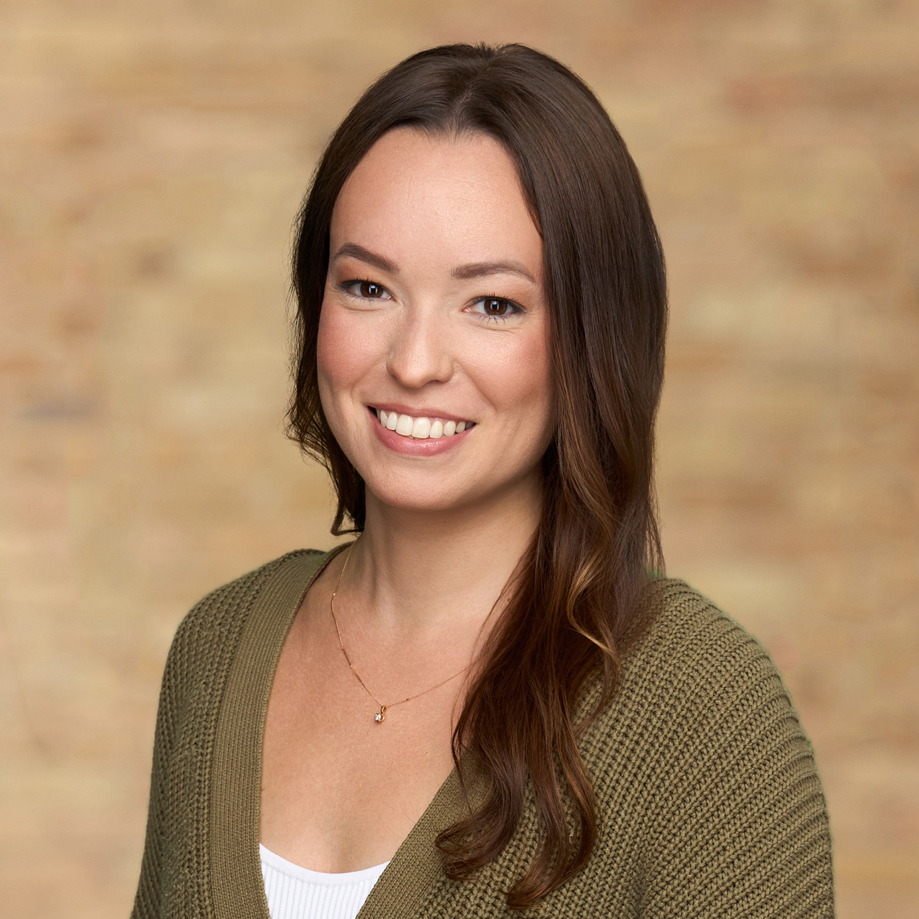 Juliette Grantham, psychotherapy intern at Depth Counseling, Illinois telehealth